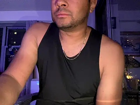 Snapshot of ThickDick_Daddy chatting on 10/11/25, 06:23 ThickDick Daddy online show from 10/11/25, 06:23