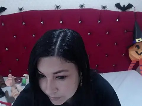 AdaFawxx online show from 10/25/25, 03:03