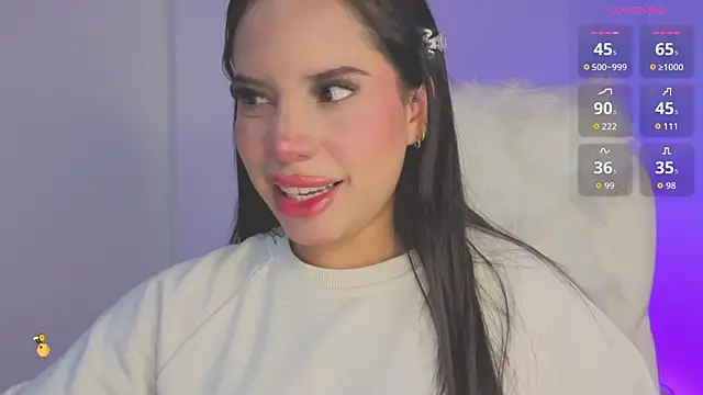 Snapshot of LauraSweett chatting on 12/01/25, 03:50 LauraSweett online show from 12/01/25, 03:50