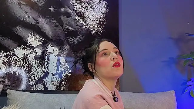 Snapshot of nadescomthxx chatting on 11/26/25, 07:26 nadescomthxx online show from 11/26/25, 07:26