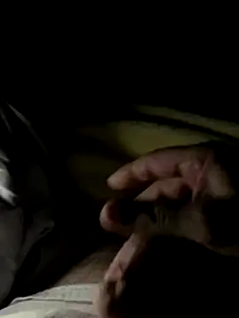 Snapshot of bertram59 chatting on 11/11/25, 05:07 bertram59 online show from 11/11/25, 05:07