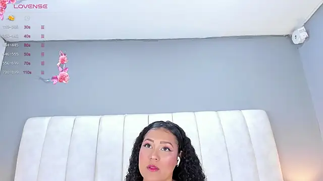 Ashleyy23x online show from 11/12/25, 07:46