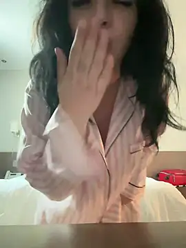 Chloe Ricci online show from 12/13/24, 10:19