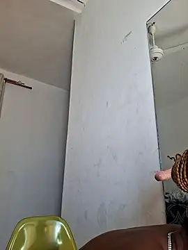 Kamdollie online show from 10/12/25, 06:23