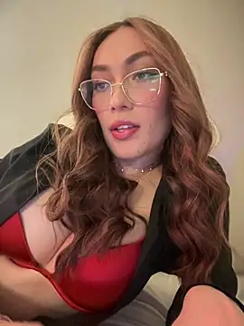 MichelleFerry  online show from 02/02/25, 04:05