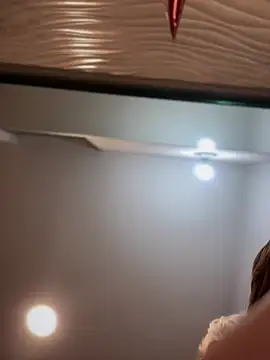 MichelleFerry  online show from 02/05/25, 05:09