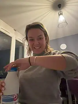 Snapshot of BabyNila chatting on 11/08/25, 06:07 BabyNila online show from 11/08/25, 06:07