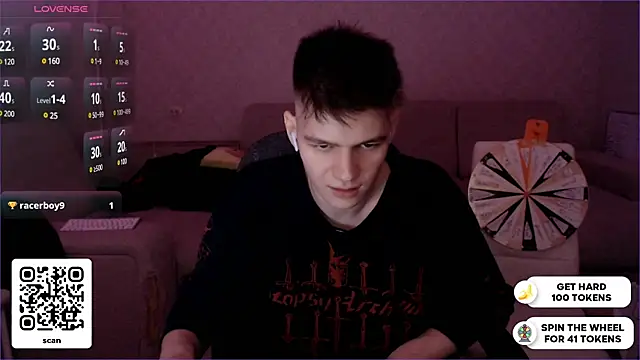 Snapshot of dantebigboi300 chatting on 12/18/24, 10:35 dantebigboi300 online show from 12/18/24, 10:35