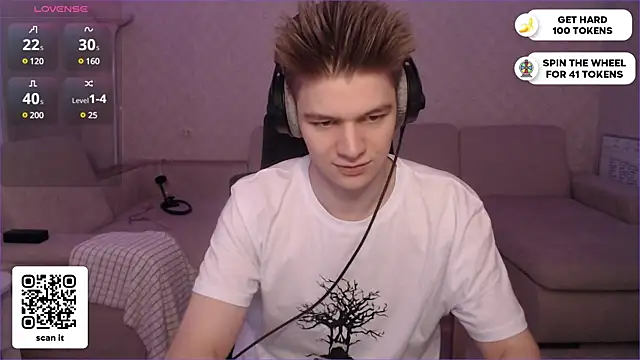 Snapshot of dantebigboi300 chatting on 01/11/25, 06:01 dantebigboi300 online show from 01/11/25, 06:01