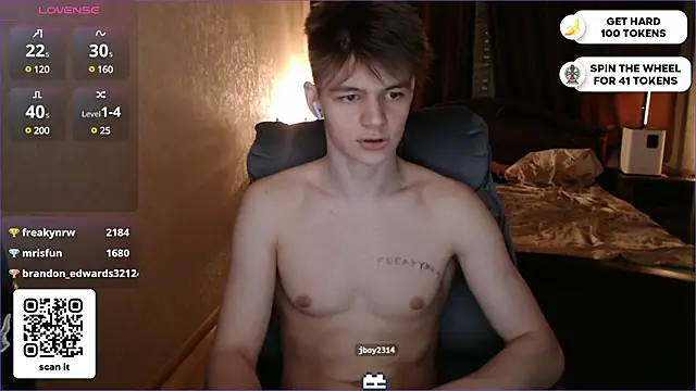 Snapshot of dantebigboi300 chatting on 02/08/25, 11:45 dantebigboi300 online show from 02/08/25, 11:45