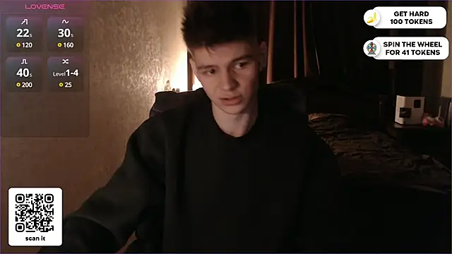 Snapshot of dantebigboi300 chatting on 02/15/25, 05:28 dantebigboi300 online show from 02/15/25, 05:28