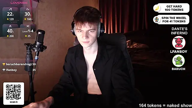 Snapshot of dantebigboi300 chatting on 02/26/25, 12:27 dantebigboi300 online show from 02/26/25, 12:27