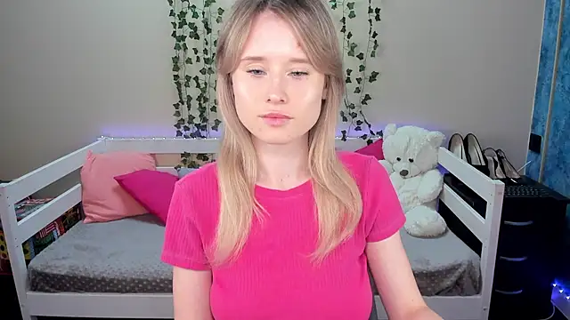  adel brooks  online show from 10/19/25, 06:30