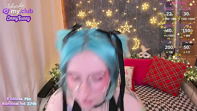 Snapshot of EmmyBunny chatting on 12/14/24, 03:04 EmmyBunny online show from 12/14/24, 03:04