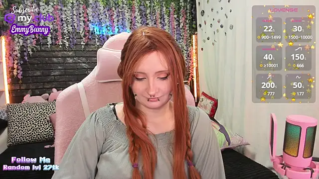 Snapshot of EmmyBunny chatting on 01/15/25, 02:13 EmmyBunny online show from 01/15/25, 02:13