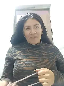 Snapshot of nammy__dirtyhott chatting on 12/03/24, 09:45 nammy dirtyhott online show from 12/03/24, 09:45