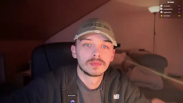 Snapshot of naked_psy chatting on 02/09/25, 02:28 naked psy online show from 02/09/25, 02:28