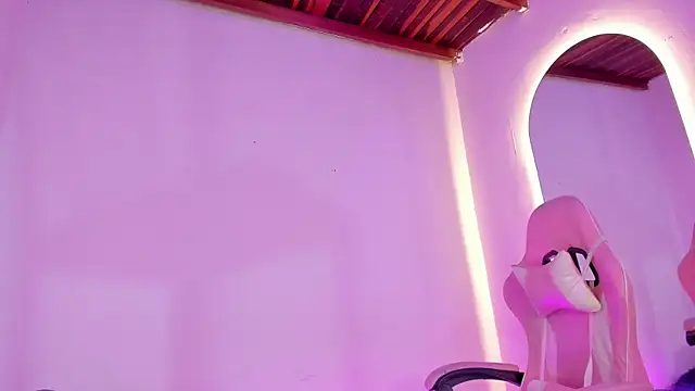  girl fernanda  online show from 11/20/25, 03:07