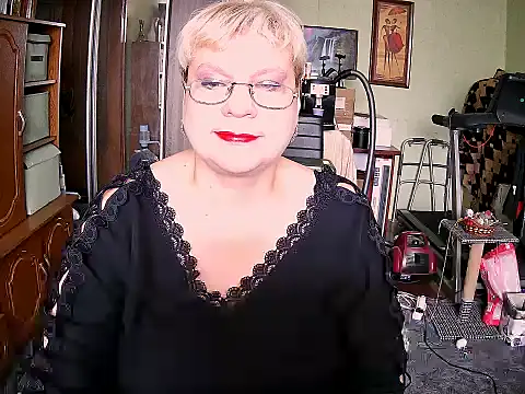 LOLA8888 online show from 10/11/25, 09:08