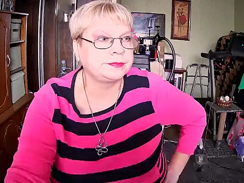 LOLA8888 online show from 10/20/25, 11:32