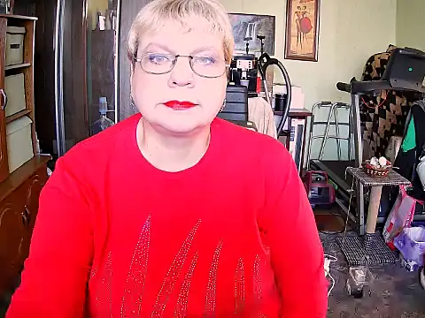 LOLA8888 online show from 10/24/25, 10:33