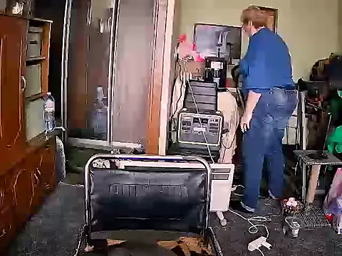 LOLA8888 online show from 11/13/25, 12:26