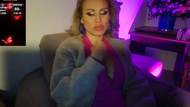 Radmila Queen  online show from 12/04/24, 02:26