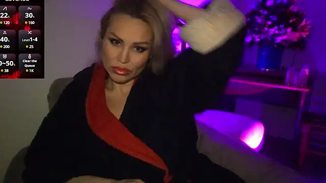 Radmila Queen  online show from 12/10/24, 03:44