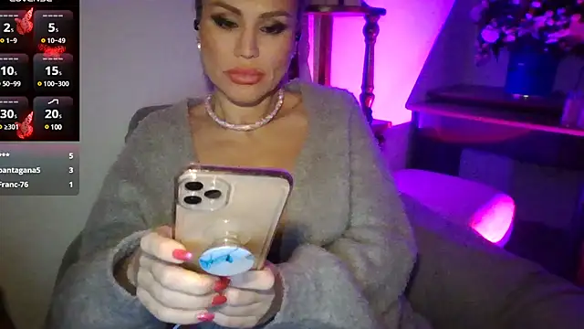 Radmila Queen  online show from 12/10/24, 07:11