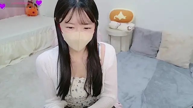 anchan  online show from 10/15/25, 02:06