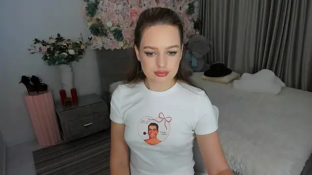 MiracleCurly online show from 10/06/25, 07:22