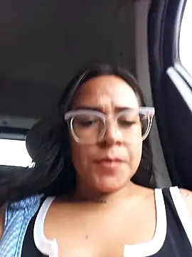 Snapshot of Cristel_Shop chatting on 12/17/24, 10:22 Cristel Shop online show from 12/17/24, 10:22