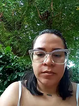 Snapshot of Cristel_Shop chatting on 12/24/24, 12:44 Cristel Shop online show from 12/24/24, 12:44