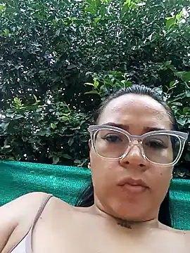 Snapshot of Cristel_Shop chatting on 12/31/24, 01:08 Cristel Shop online show from 12/31/24, 01:08