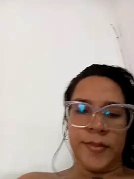 Snapshot of Cristel_Shop chatting on 02/18/25, 08:14 Cristel Shop online show from 02/18/25, 08:14