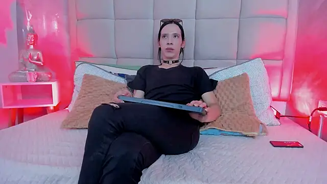 Hecatee 77 online show from 11/23/25, 07:24