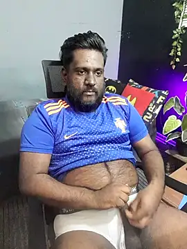 Rayansmith  online show from 11/14/25, 12:04