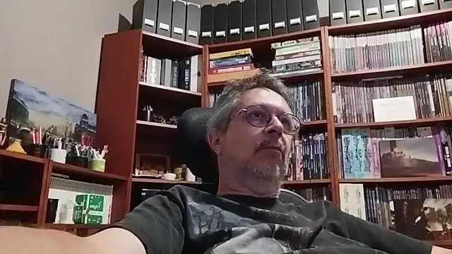 Mandra is a whore online show from 09/18/25, 06:32