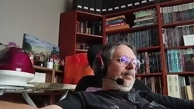 Mandra is a whore online show from 10/23/25, 09:52