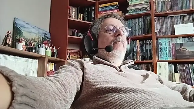 Mandra is a whore online show from 10/27/25, 09:35