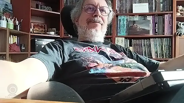 Mandra is a whore online show from 11/10/25, 11:09