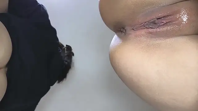 MIYAMOTO MARINA online show from 02/18/25, 02:59