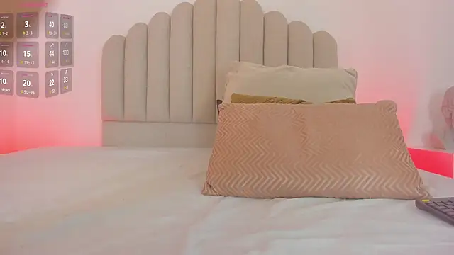 Snapshot of sarita_duque chatting on 11/05/25, 12:27 sarita duque online show from 11/05/25, 12:27