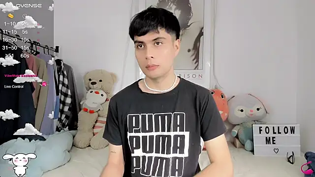 lucas cute online show from 02/21/25, 05:53