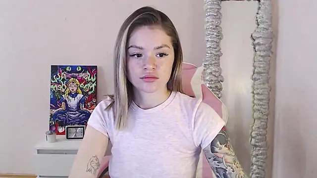 miaacatt online show from 09/22/25, 10:39