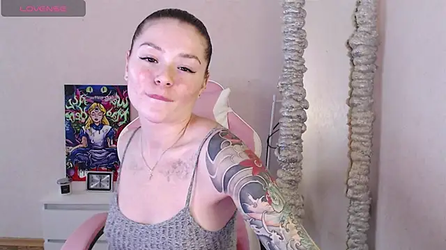 miaacatt online show from 10/22/25, 08:25