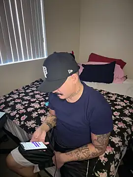 PeterGrandee online show from 10/23/25, 06:28