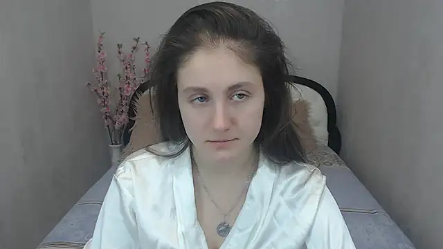 Snapshot of Holliy_Cooper chatting on 02/19/25, 10:01 Holliy Cooper online show from 02/19/25, 10:01