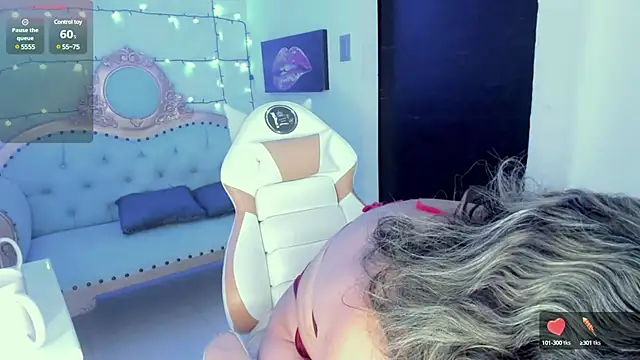 dianamilf online show from 01/28/25, 02:11