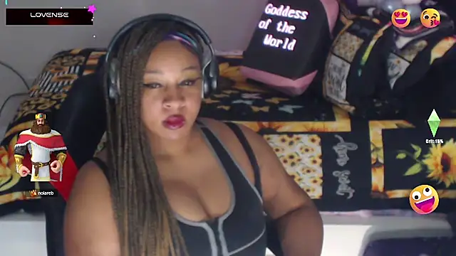 Snapshot of temptressbeauty24 chatting on 02/21/25, 04:29 temptressbeauty24 online show from 02/21/25, 04:29